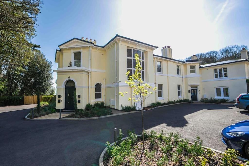 Beautiful Beach Side Apartment Torquay Bagian luar foto