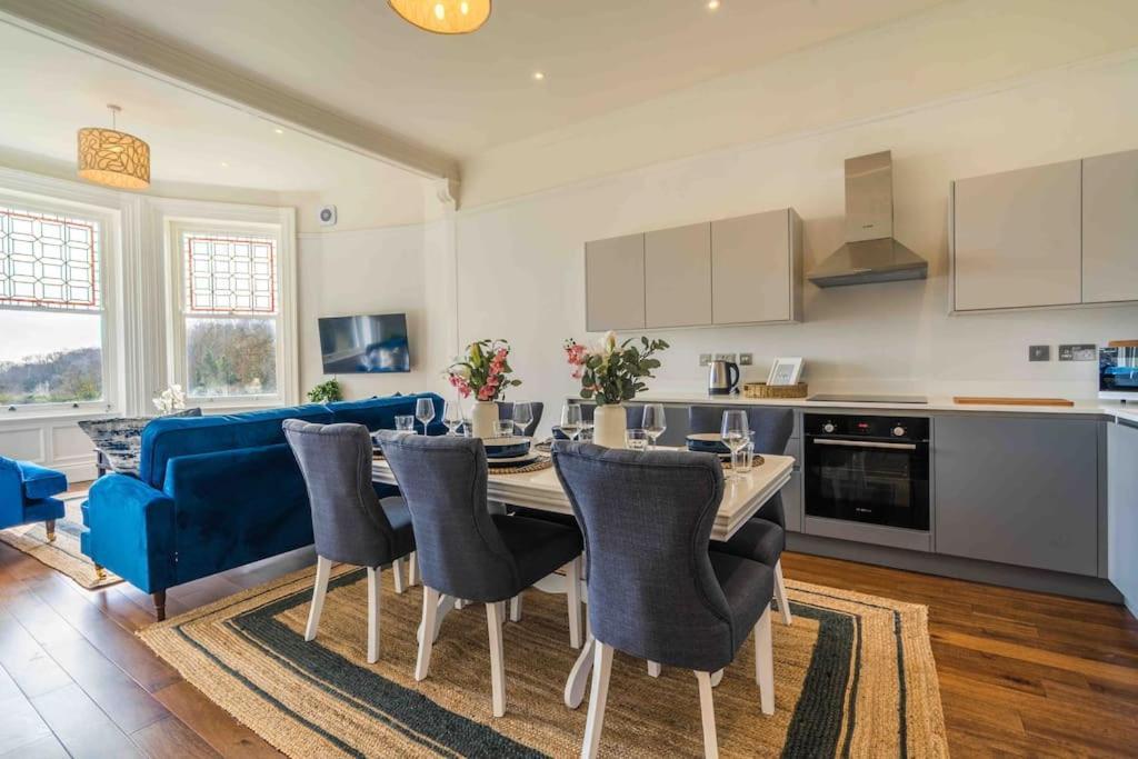 Beautiful Beach Side Apartment Torquay Bagian luar foto